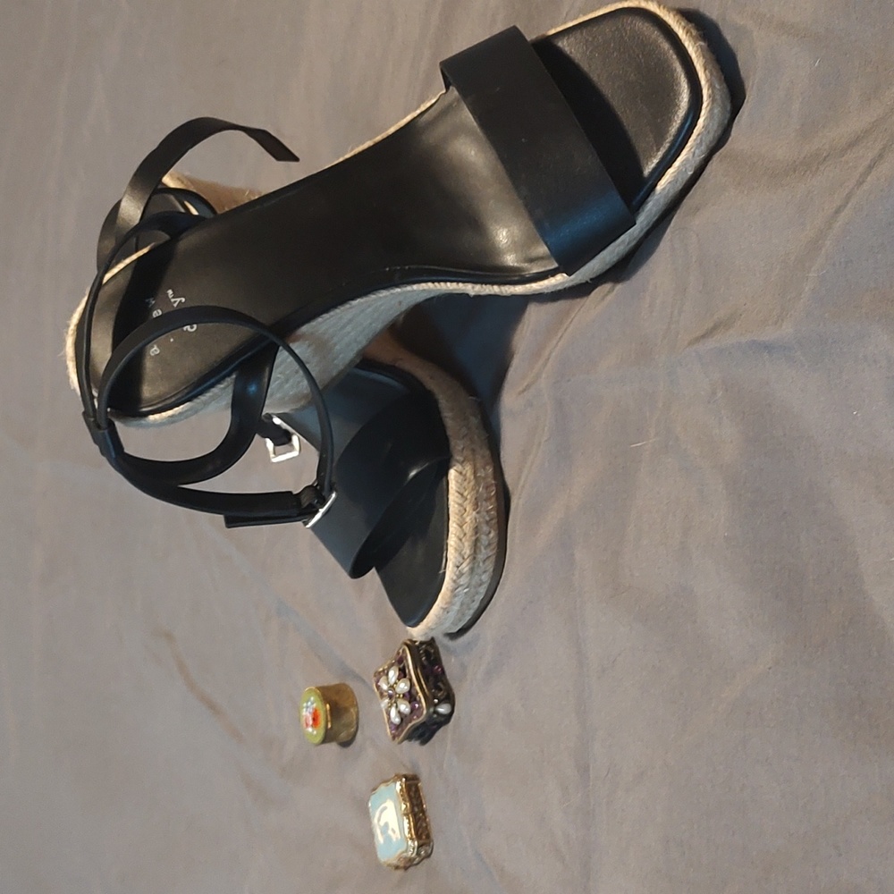 A New Day Black Strappy Espadrilles sz 8 1/2